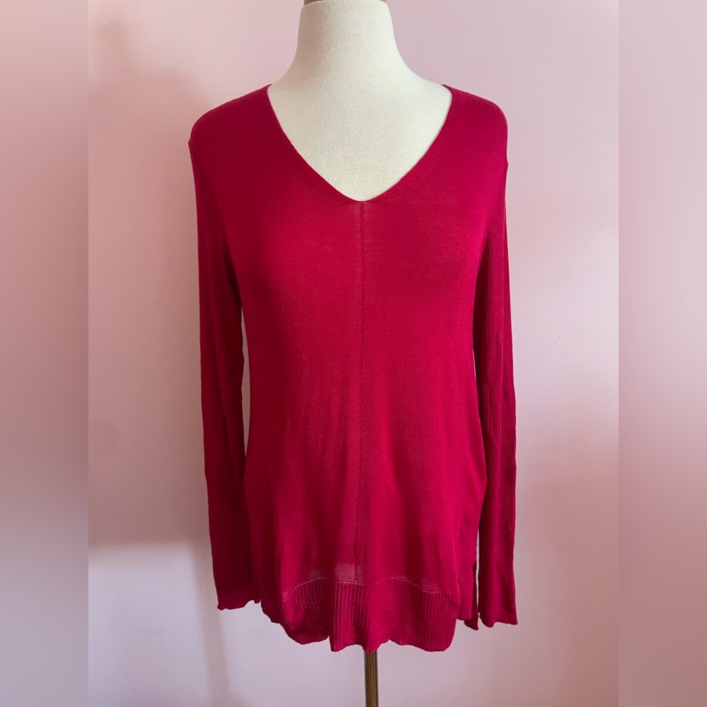 V-Neck Long Sleeve Sweater in Deep Pink